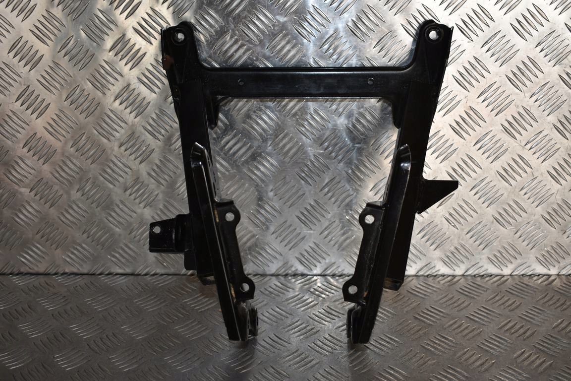 CAN AM OUTLANDER 450/570 STELAŻ WSPORNIK RAMY TYŁ