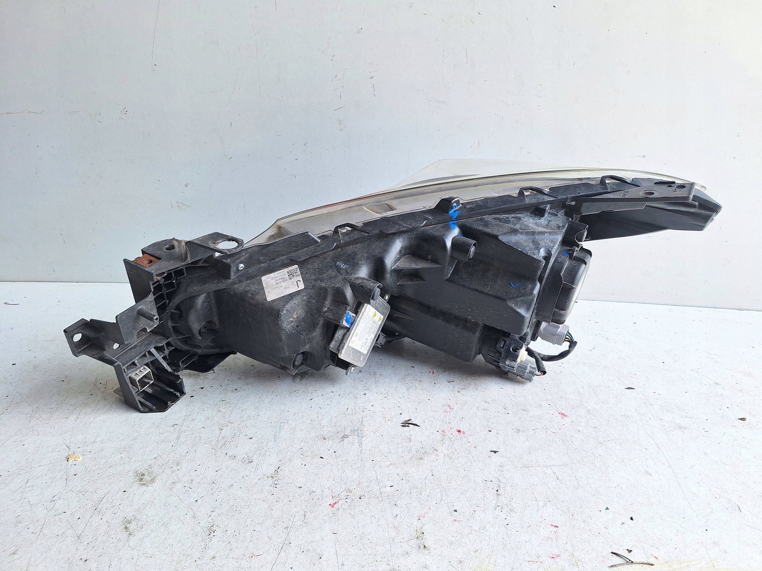 MAZDA 3 BM 13-16 light XENON UK-ANGLIK BHT551030