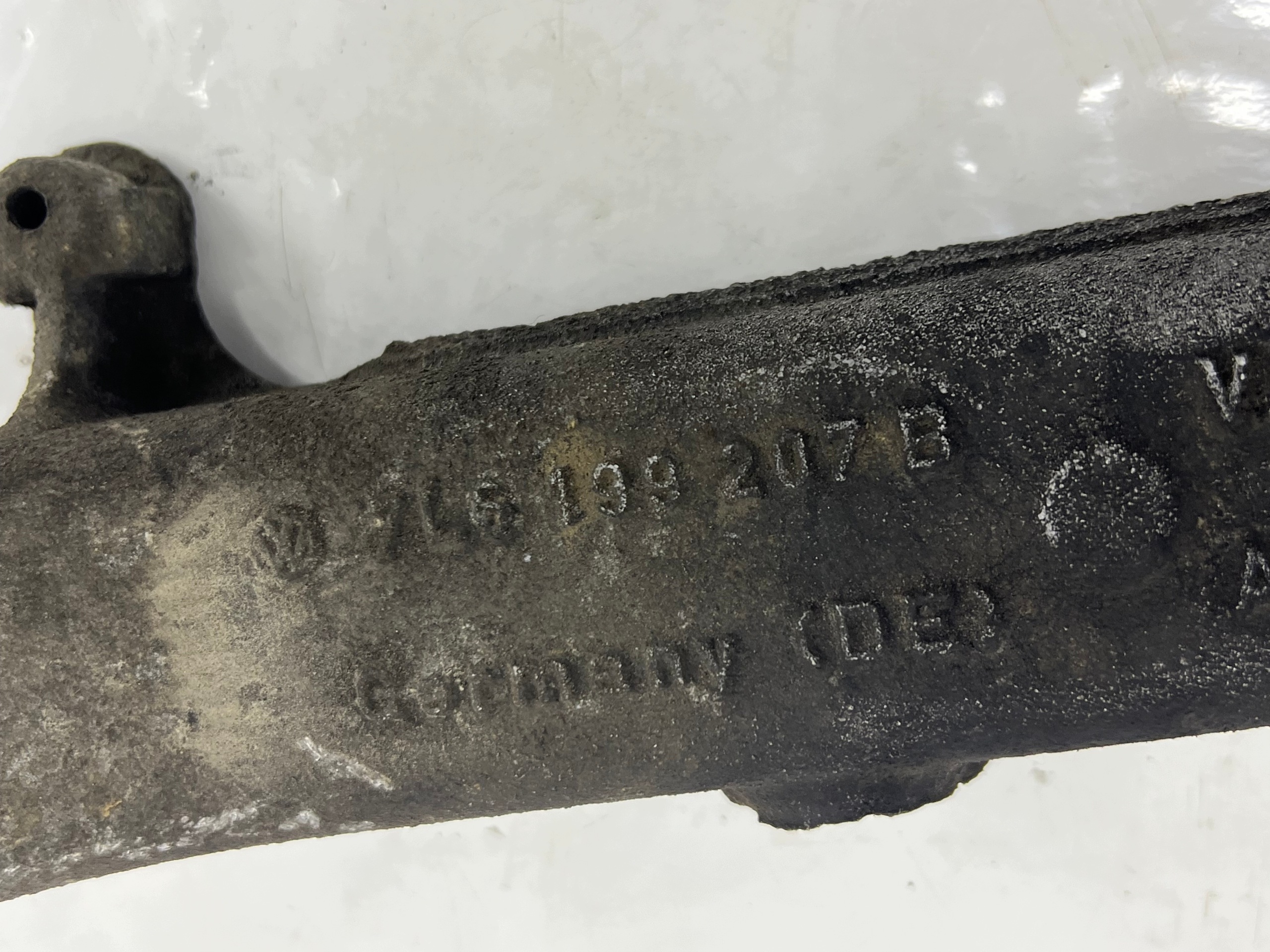 sider below engine airbag pillar 7L6199207B Audi Q7 4L 3.0 TDI