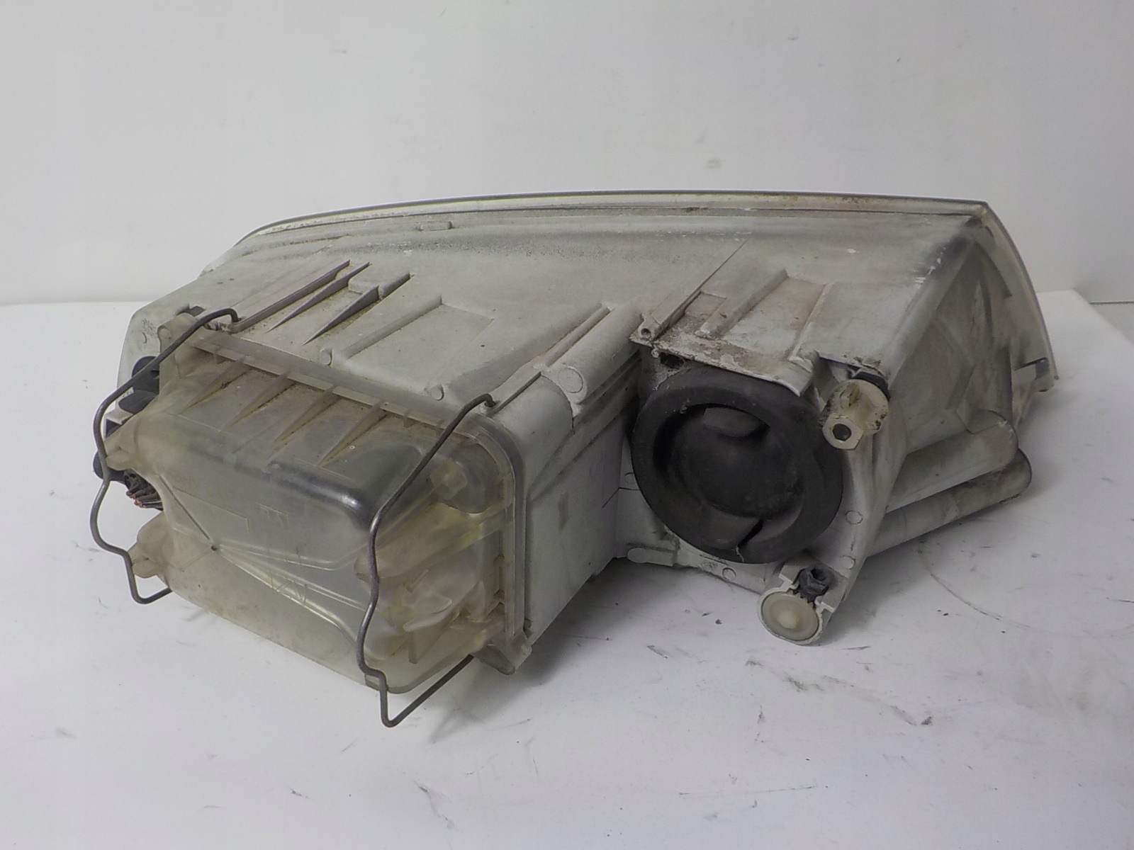 SKODA OCTAVIA II light left front front UK