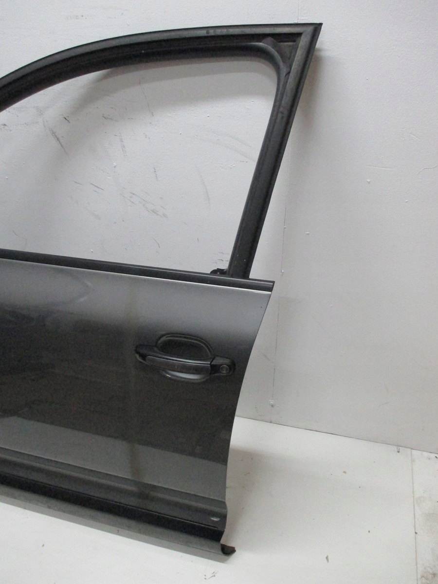 door Porsche Cayenne 08r left front