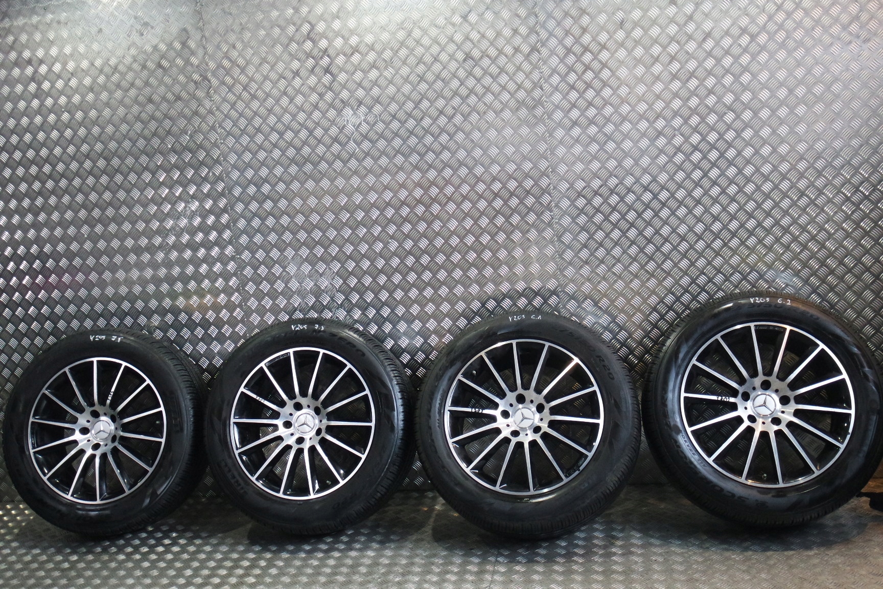 КОЛЕСА БАГАТОСЕЗОННОЮ MERCEDES G КЛАС AMG W463/4 Y205