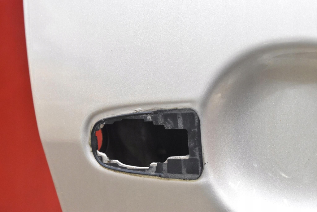 door right front front 4R4 TOYOTA RAV-4 3 III LONG 05-08