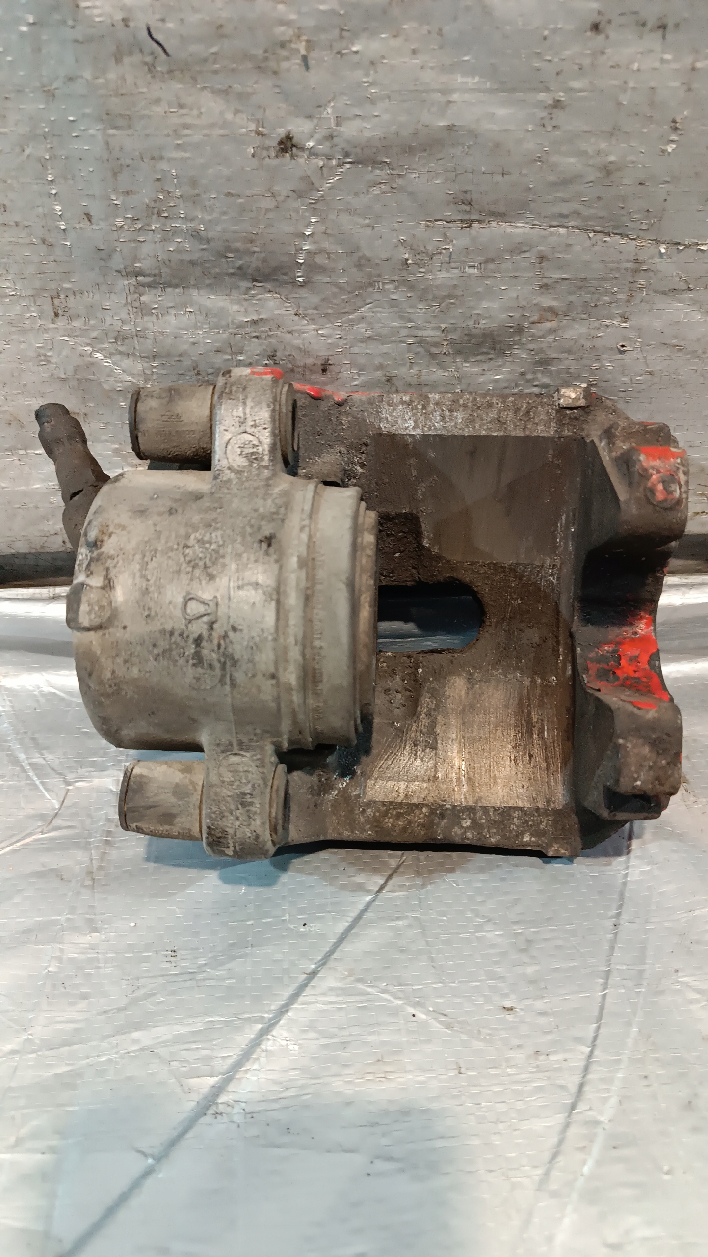 caliper brake BMW E39 left front