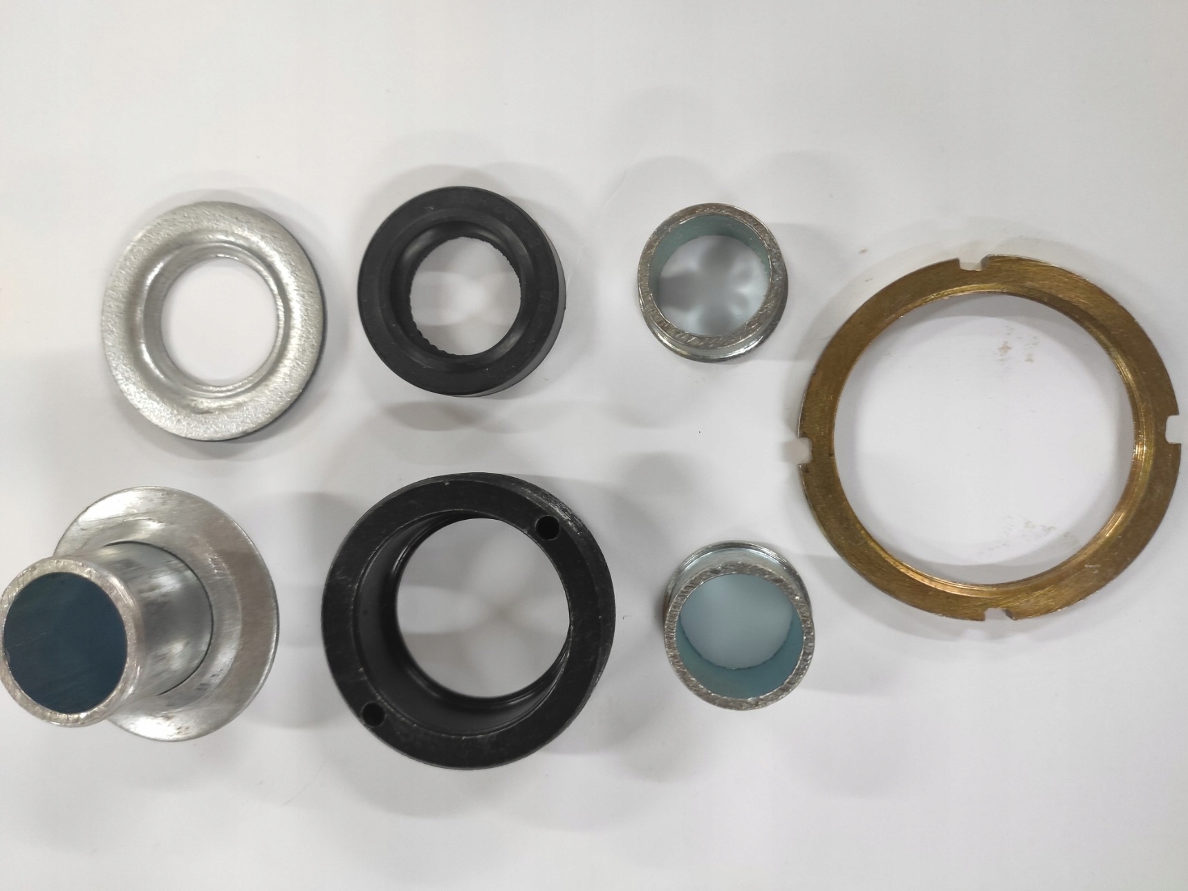 Pouzdro Pouzdra Náboje Distanční Kola Dnopr K-750 Ural Komplet