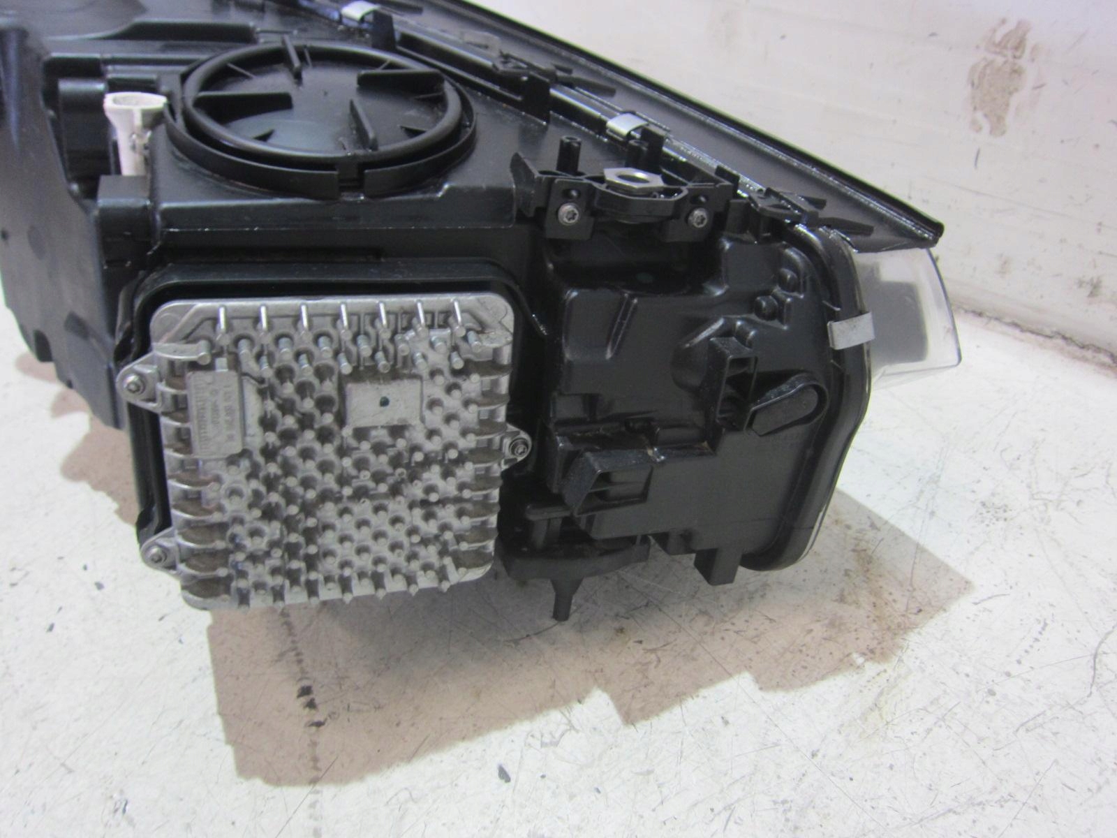BMW X3 G01 LED USA light front left REFLEKTOR left 63117466127 7466127