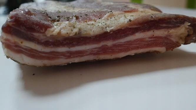 Marinovaný bůček-svojské, venkovské výrobky 1 kg
