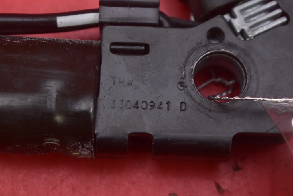 adjuster ZAPINKA supports right front 7126296 BMW E87 04-07