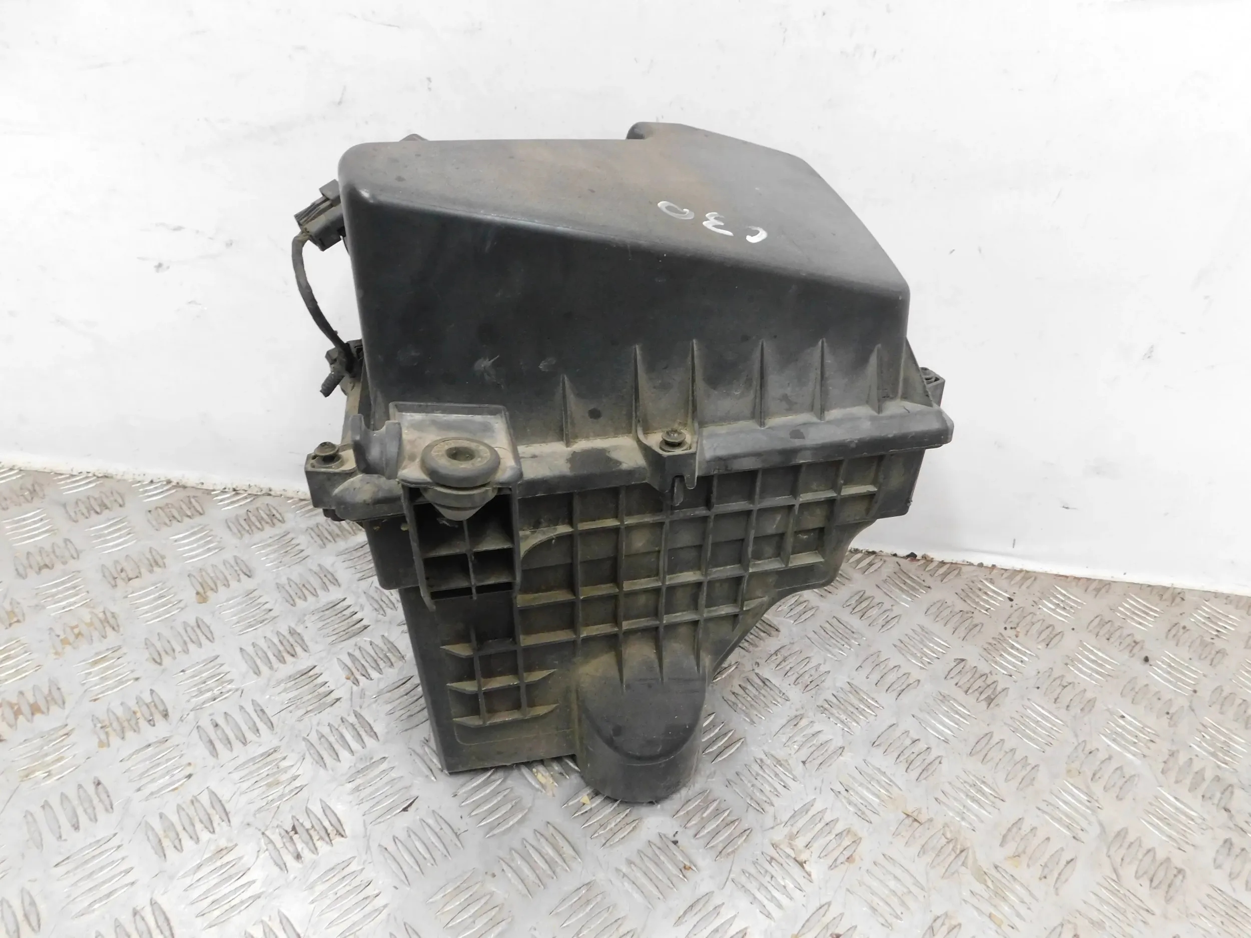 GEHÄUSE FILTER LUFT VOLVO C30 2.0 D