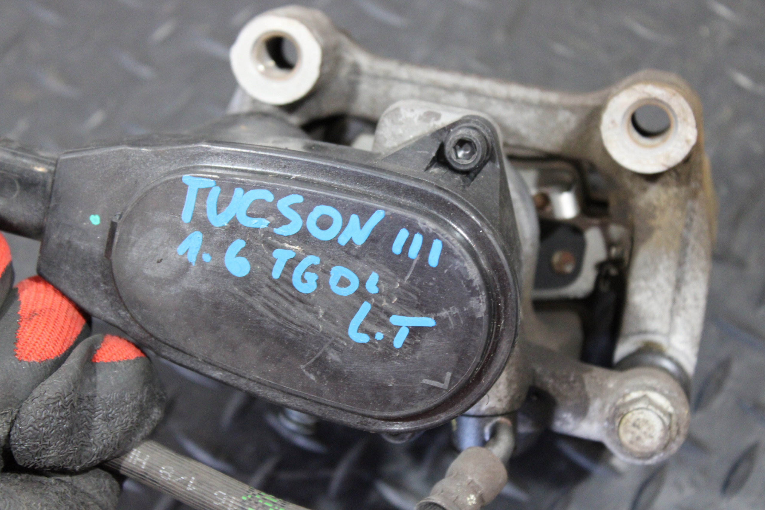 caliper brake left rear part HYUNDAI TUCSON III 3 LIFT