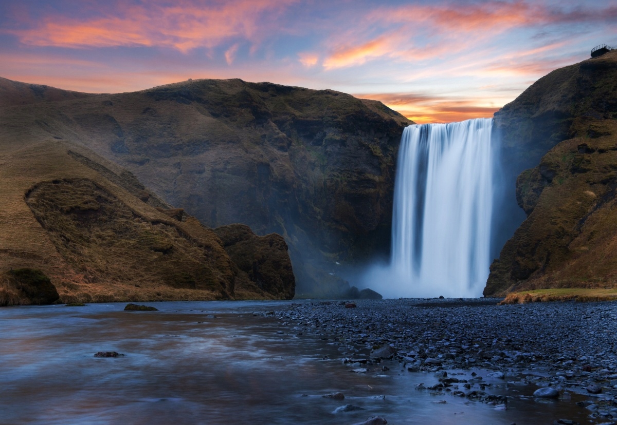 

Fototapeta Flizelinowa Wodospad Skogafoss 152x104