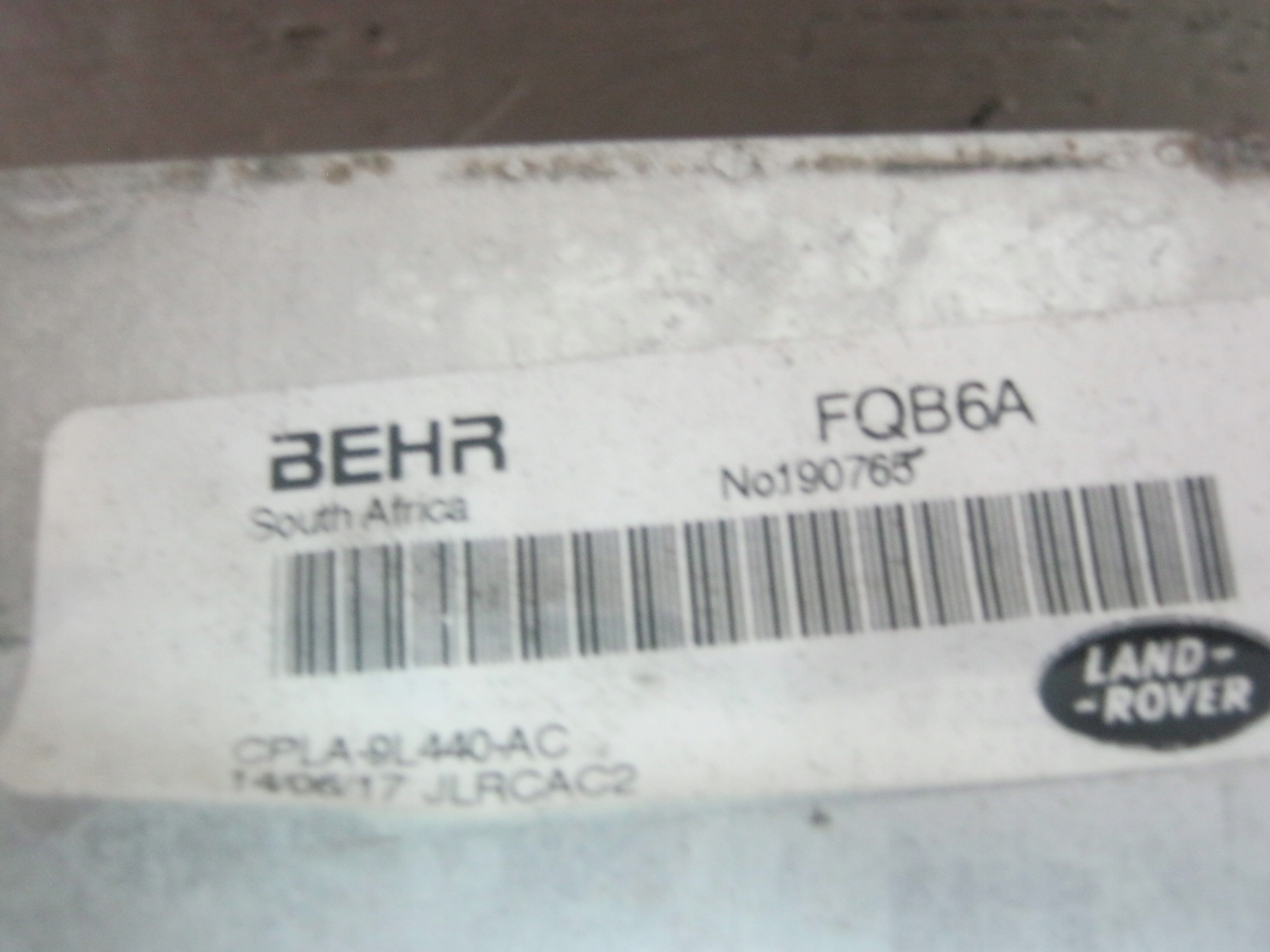 Интеркулер Range Rover Vogue L405 12-