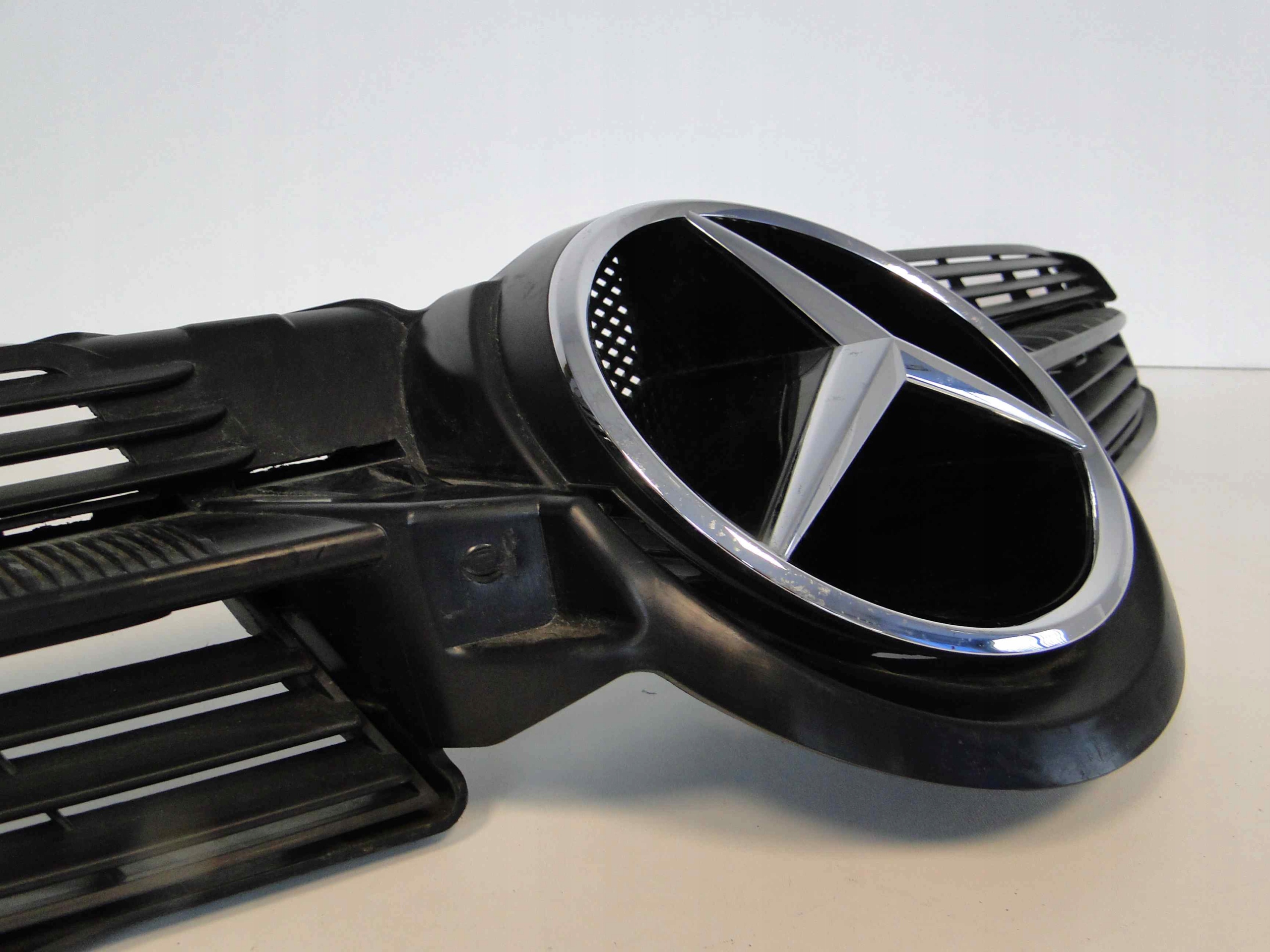 MERCEDES SLK R171 171 GRILL ATRAPA PRZED LIFTEM Typ samochodu Samochody osobowe