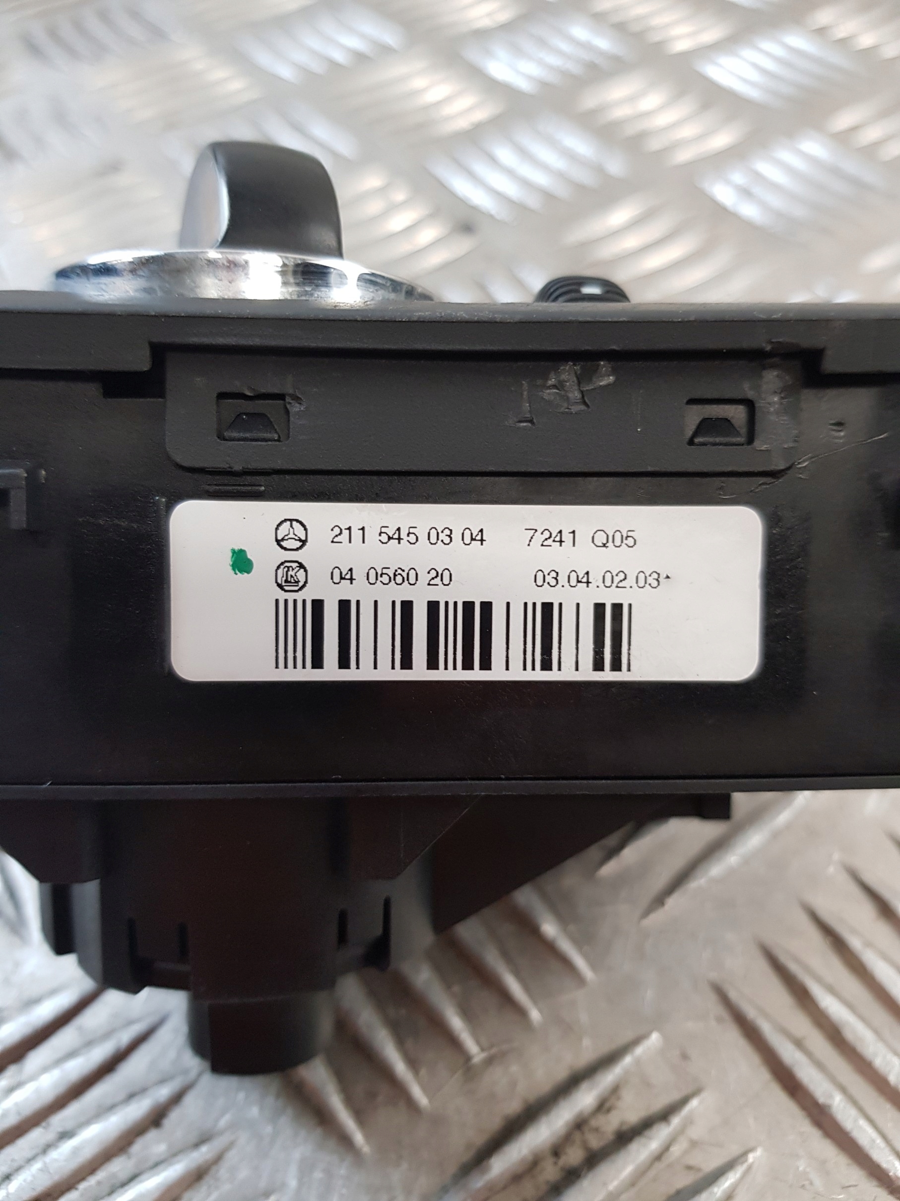 interruttore luci 2115450304 MERCEDES E-KLASA W211 02R