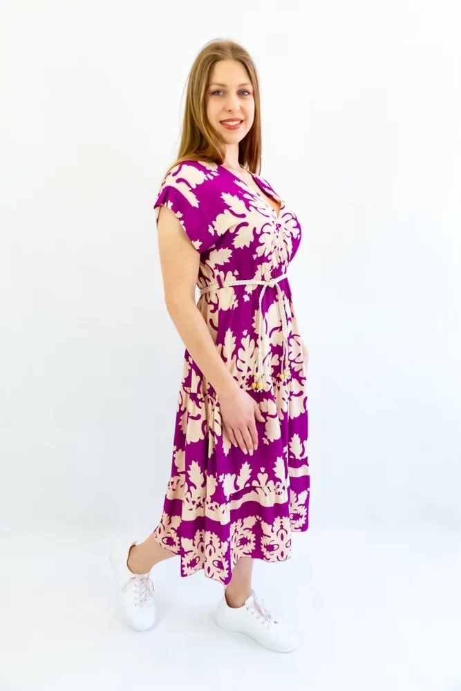 Amarantová letní Šaty s výstřihem a páskem Uni