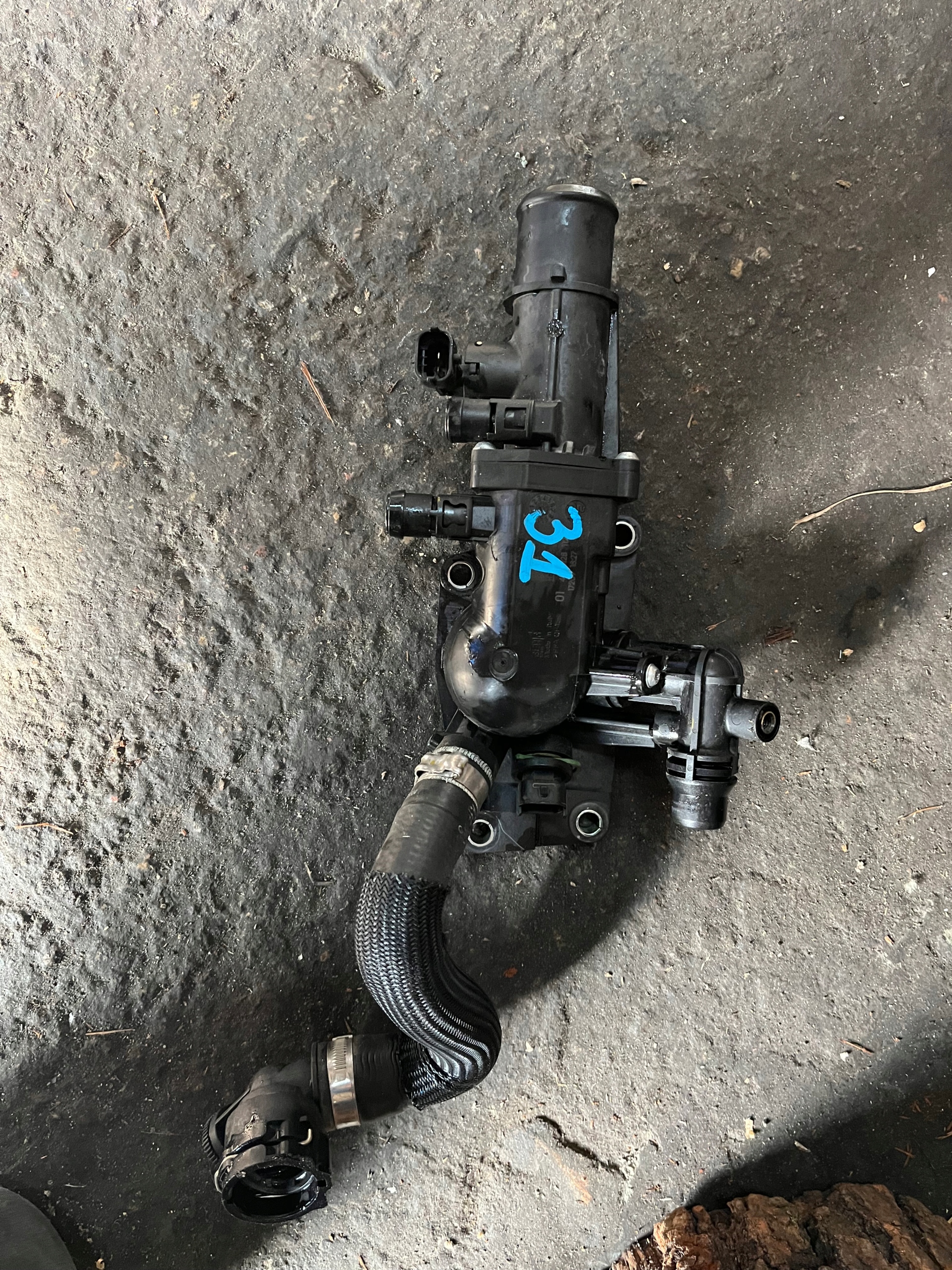 31 ALFA ROMEO STELVIO GIULIA 2.2 MJET ТЕРМОСТАТ