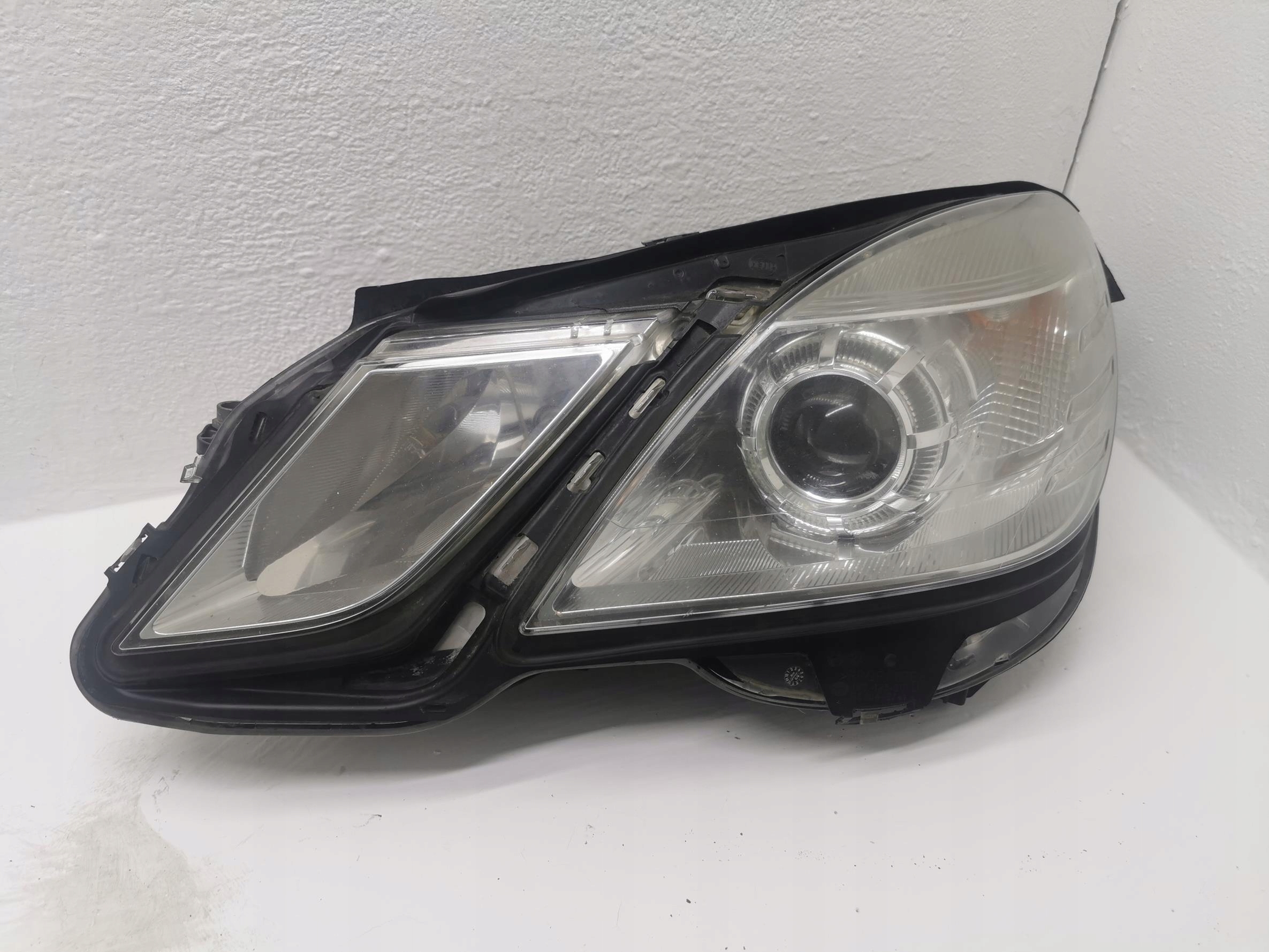 light left front BIXENON MERCEDES E-KLASA W212 UK