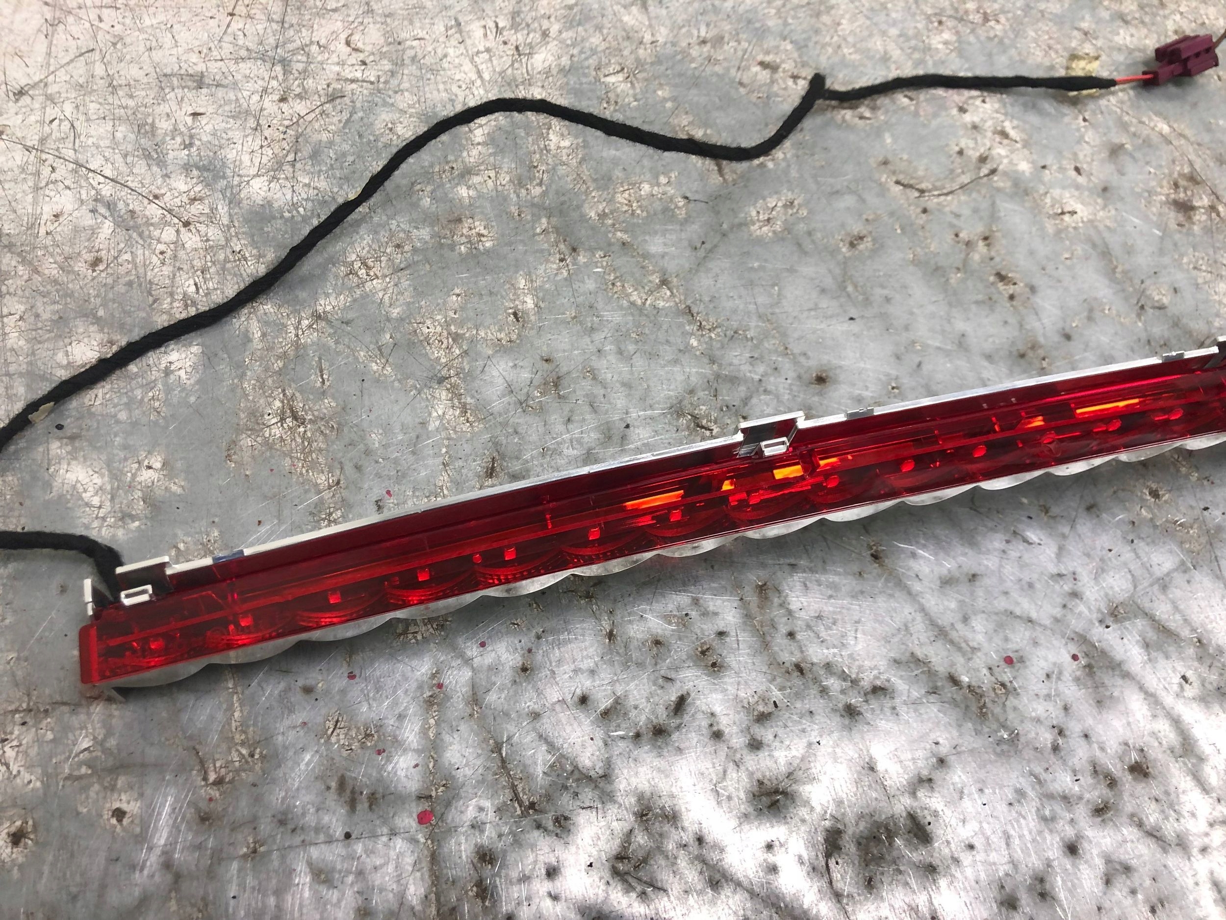 TRZECIE light STOP MERCEDES W204 sedan A2048200056