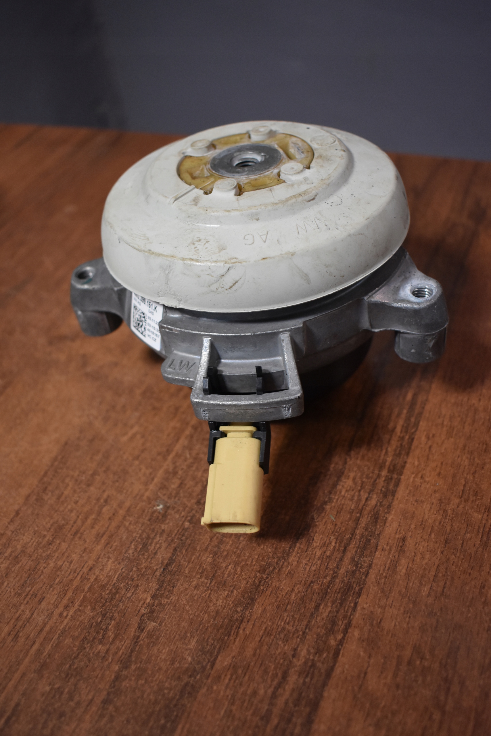 IDEALNA gearbox mount left AUDI A8 D5 Q7 1