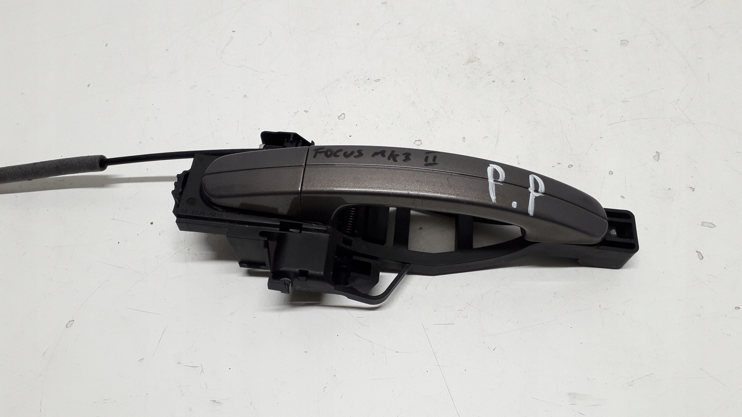FORD FOCUS MK3 KLAMKA ZEWNĘTRZNA PRAWA PRZEDNIA