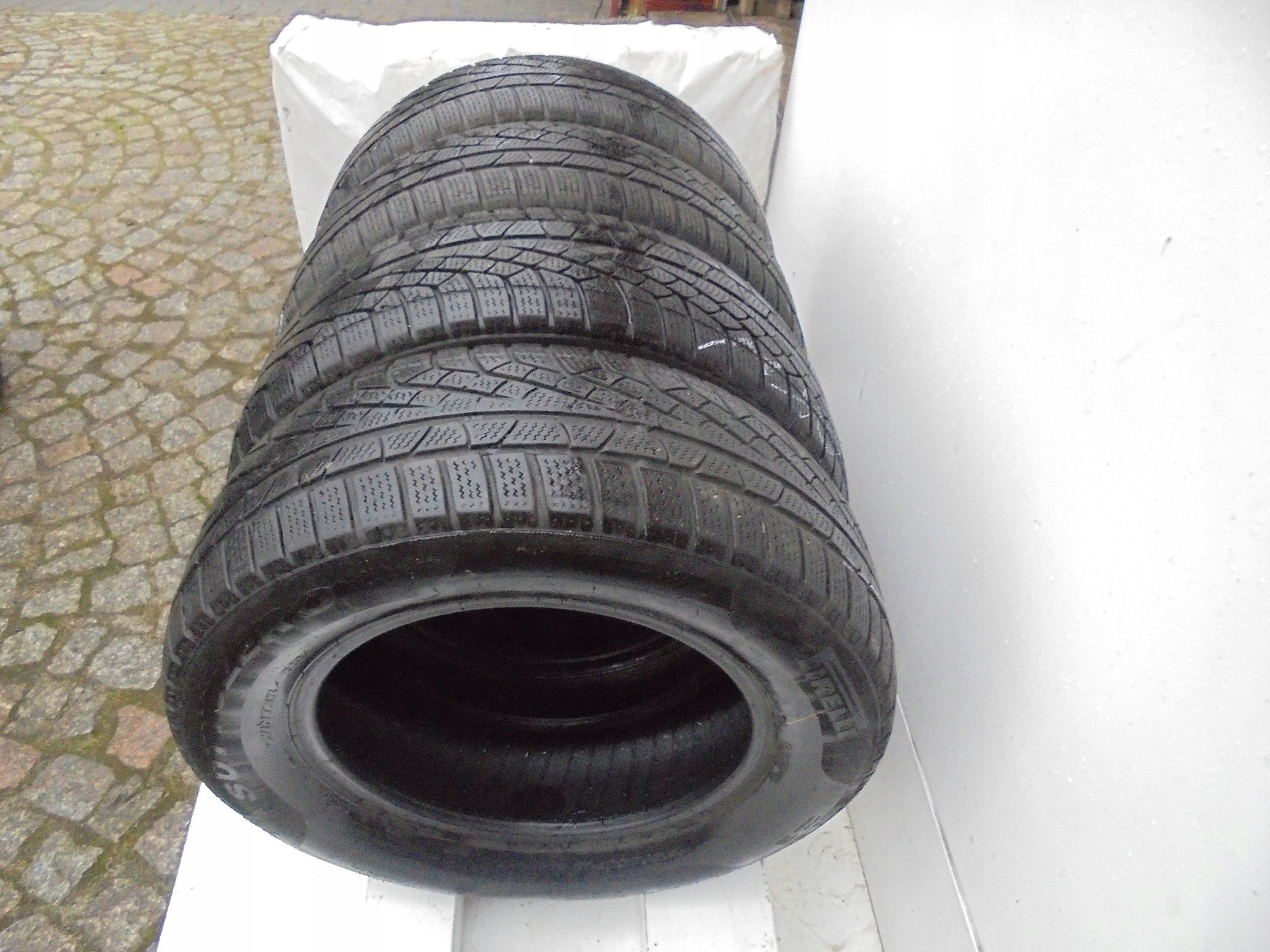 OPONY ZIMOWE PIRELLI 215/65 R16 !!! (S440) Sezon zimowe