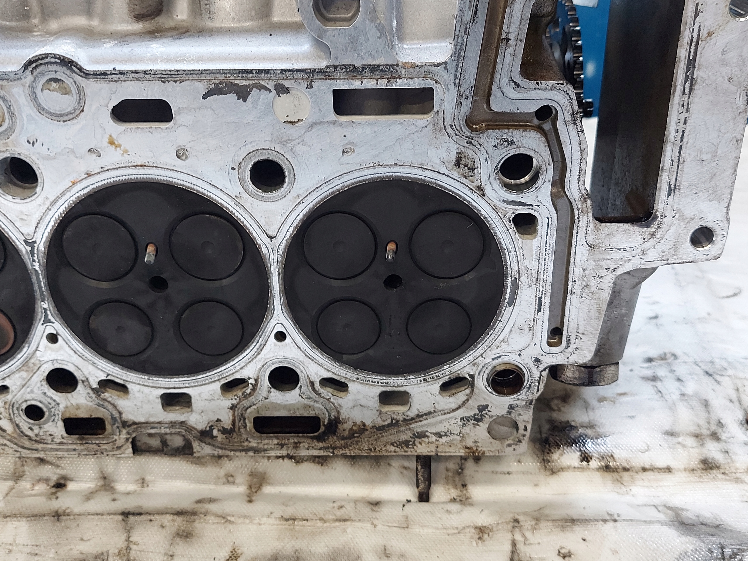 head. BMW F10 2.0 TD 78104630200