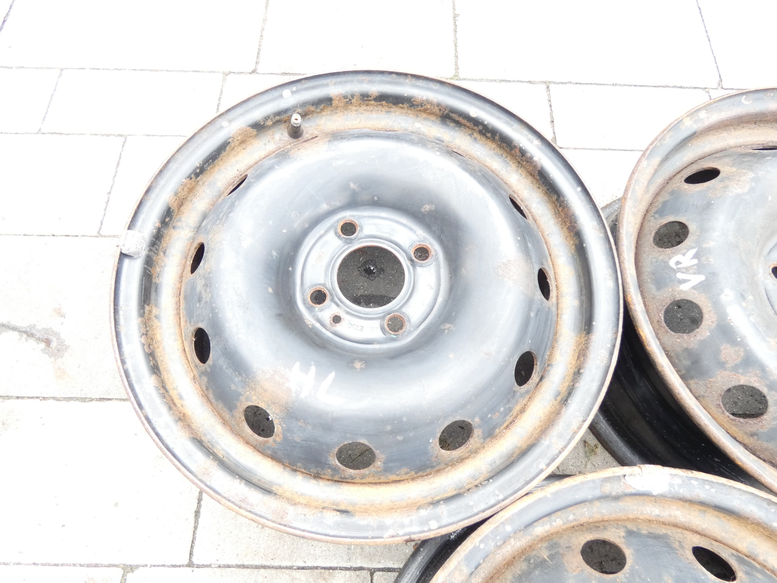CERCHIO STALOWA DACIA RENAULT 6.0" x 15" 4x100 ET 30