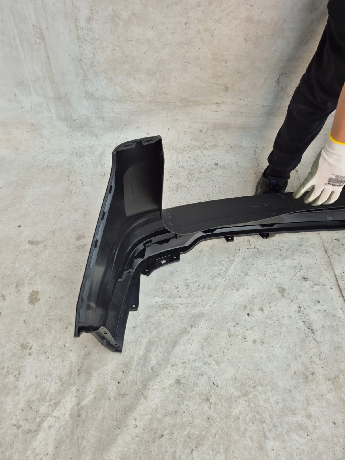 VOLKSWAGEN VW CADDY 2K7 20- bumper rear part rear