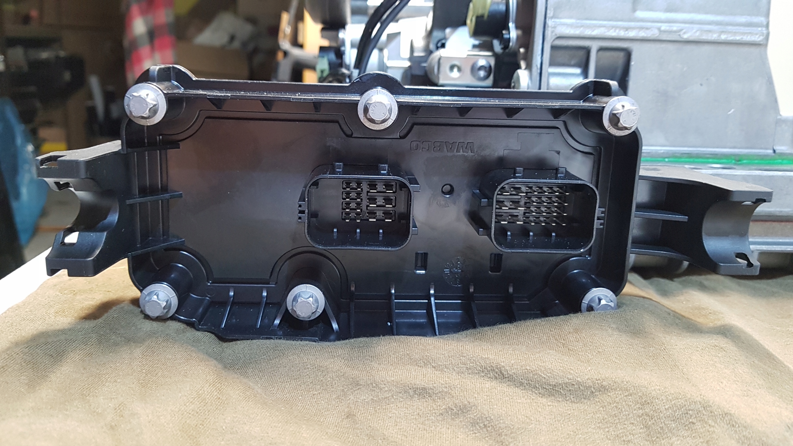 WYBIERAK SKRZYNI VOLVO FH AT2612F 85020856 22780685 RENAULT GAMA T Producent części Wabco