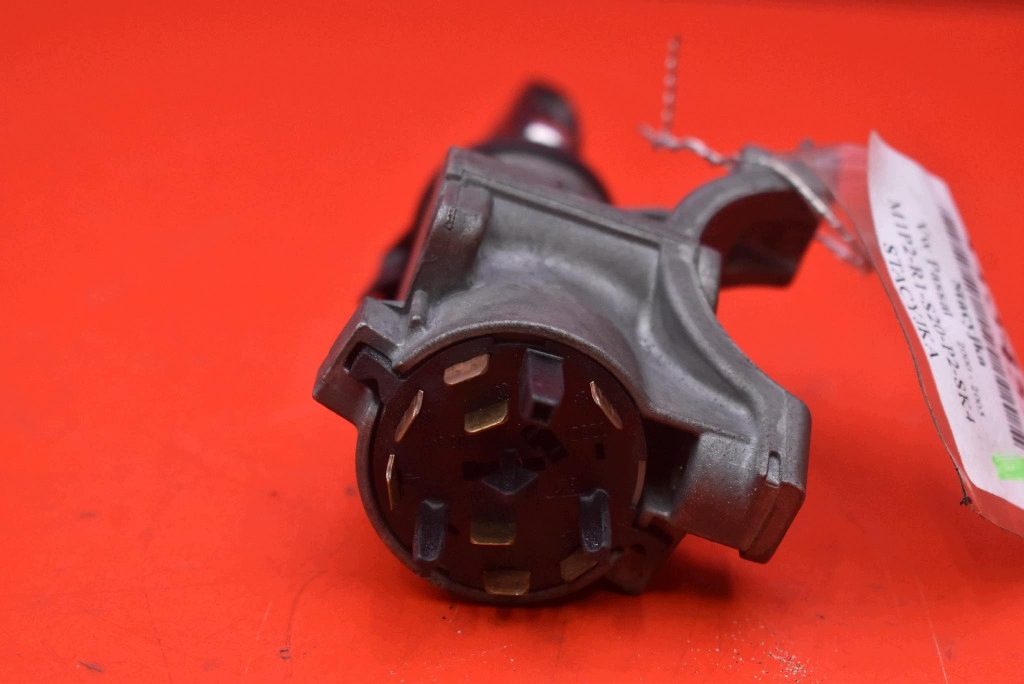ignition key 4B0905851A VW PASSAT B5 2.0 20V 130 KM LIFT 00-05
