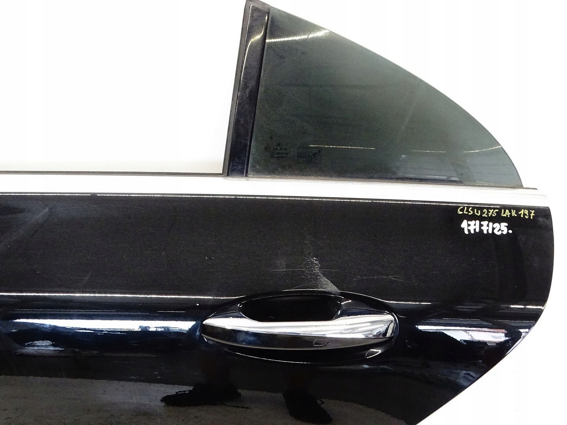 door rear part left rear. 197 MERCEDES CLS W257