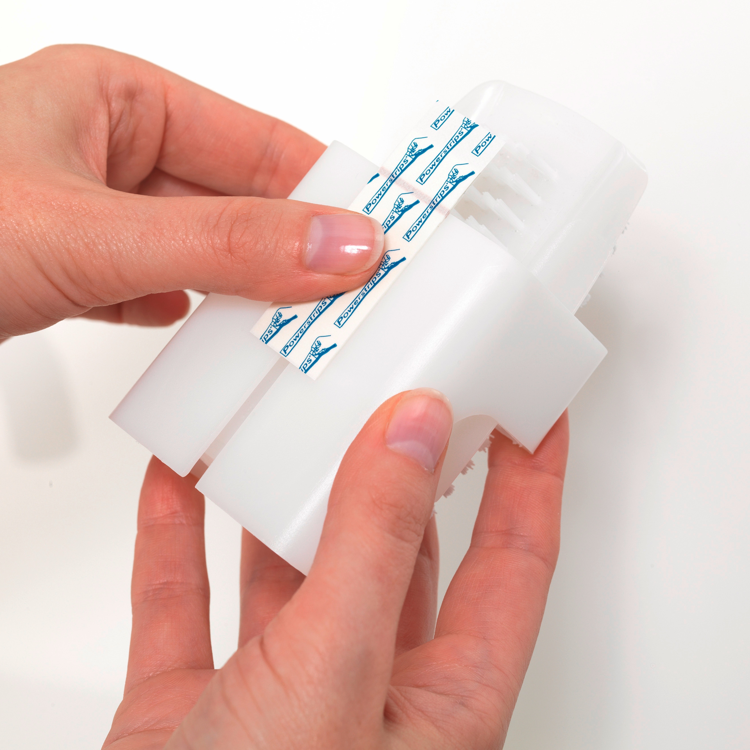 TESA Plastry montażowe samoprzylepne POWERSTRIPS WATERPROOF Typ taśma