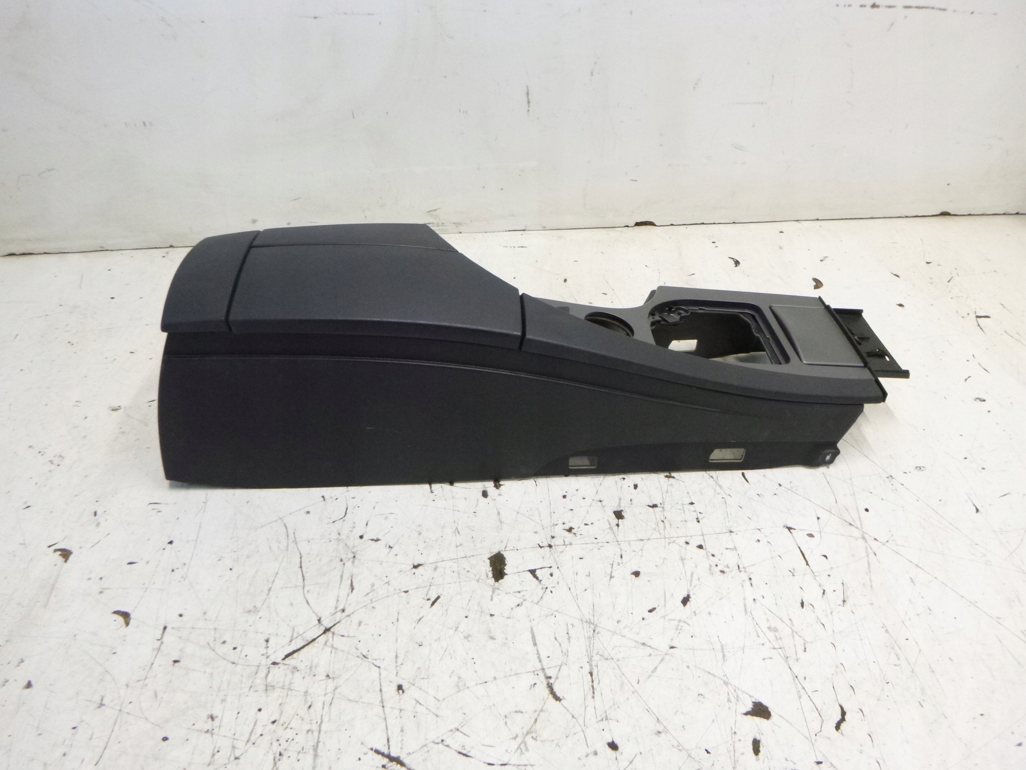 armrest Tunel central BMW E61 leather, 05r. MANUAL