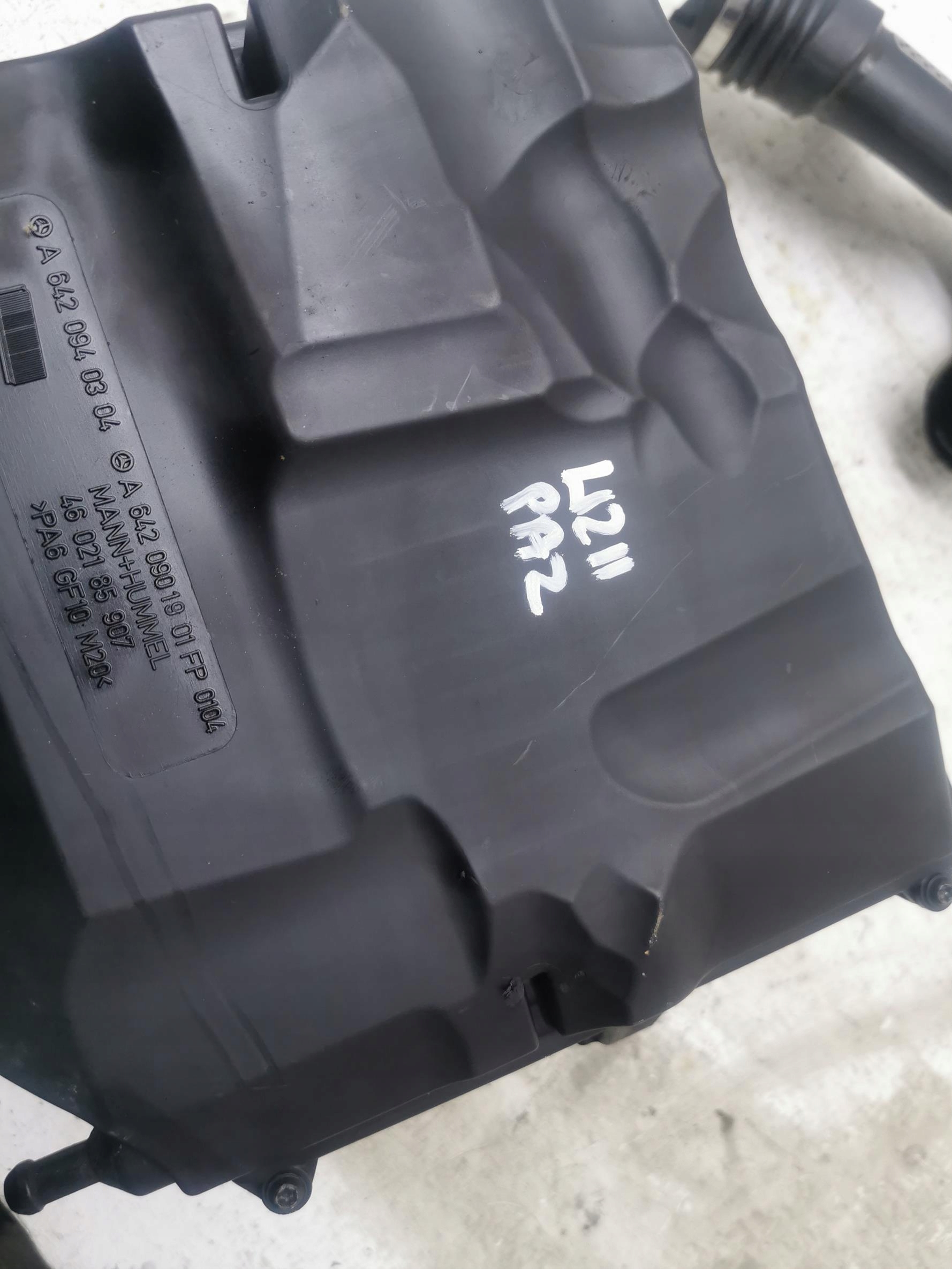 Gehäuse filter luft MERCEDES E-KLASA W211 3.0