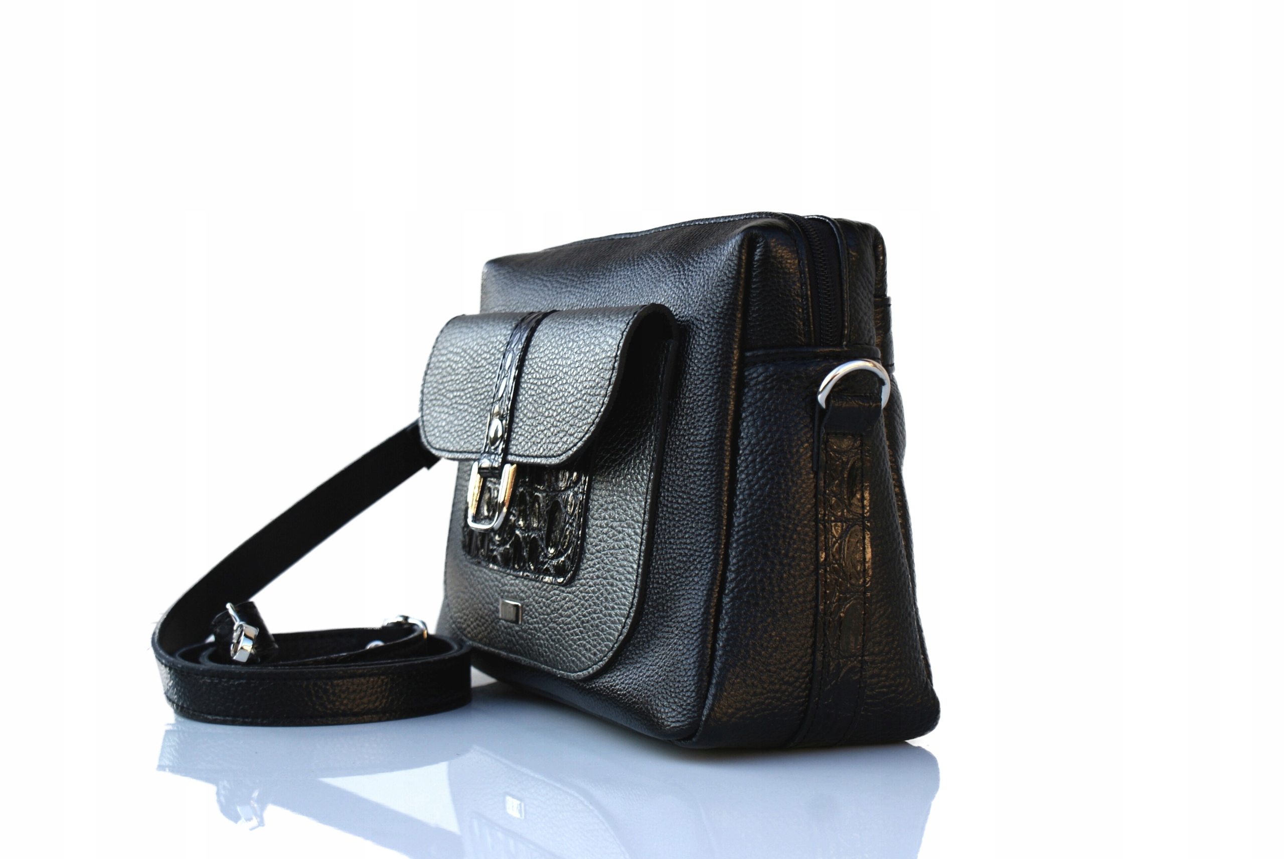 TOREBKA LISTONOSZKA DAMSKA SKÓRZANA Styl miejski