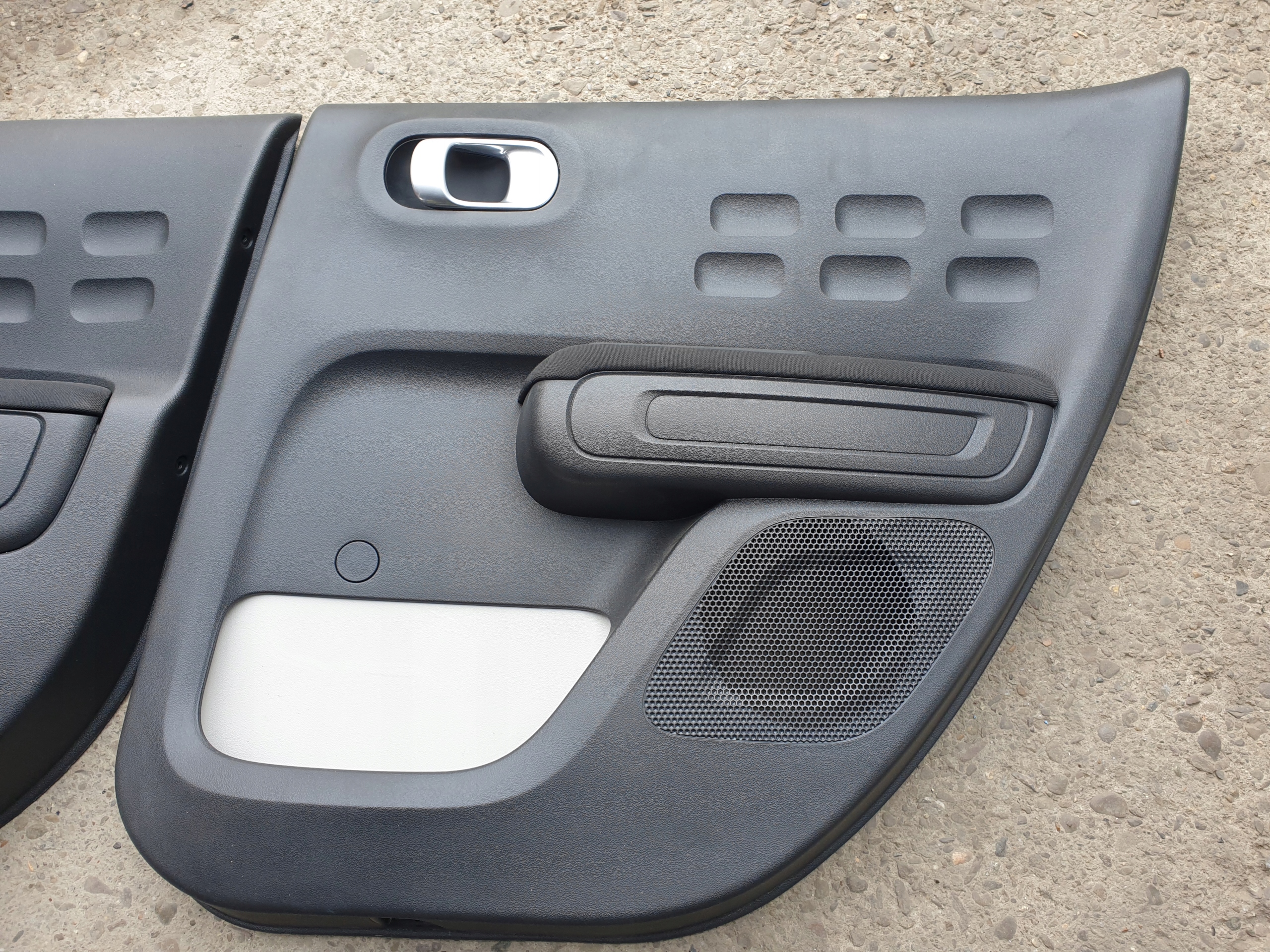 upholstery side for door CITROEN C3 III 2016