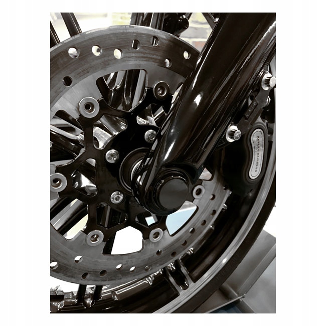 Návleky na prednú nápravu Harley 18-20 M8 Softail