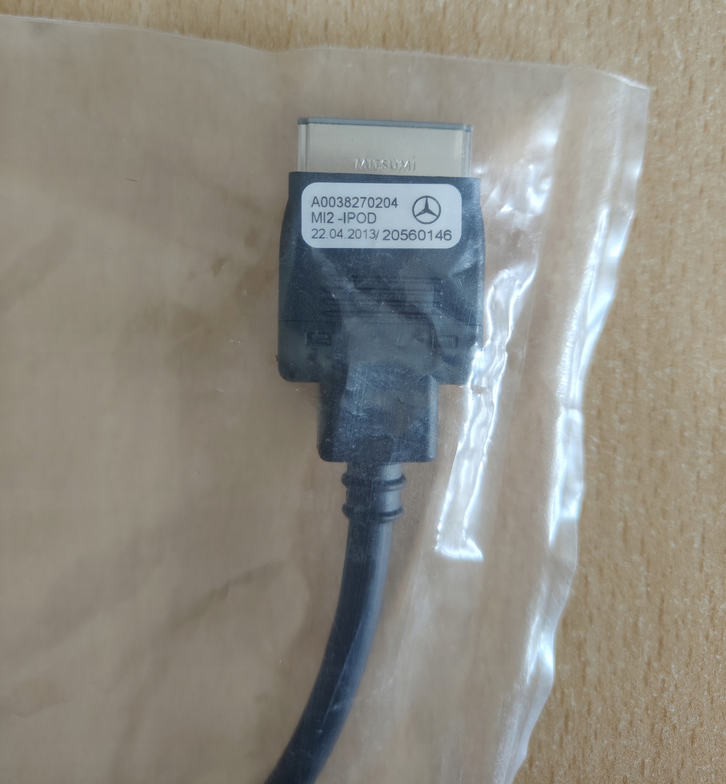 MERCEDES KABEL prijenos USB A0038270204