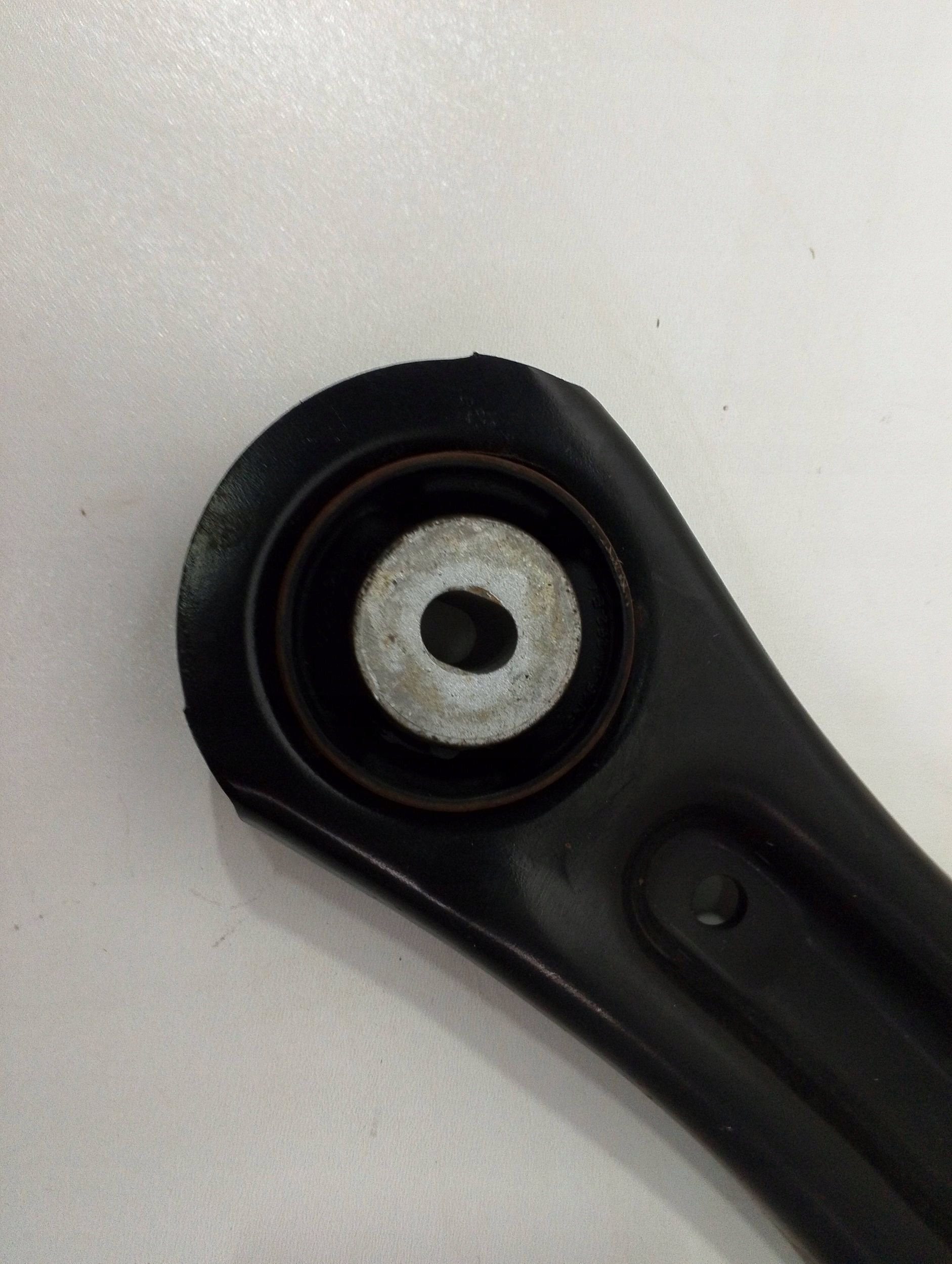 Ford Ecosport MK2 arm front right GN153042BA (Q354)