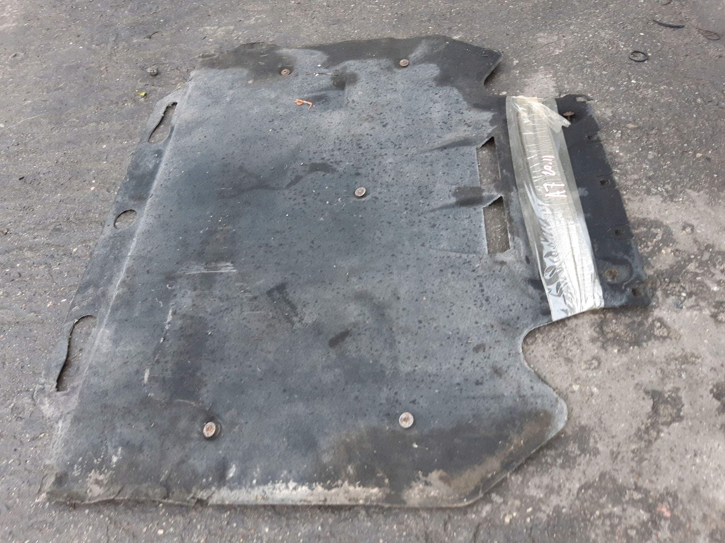 AUDI A7 4G Blende Abdeckung abdeckung unter Getriebe 4G0863622C