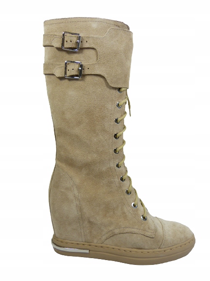 béžové kozačky na koturnu vysoké kozačky na koturnu Carinii 38