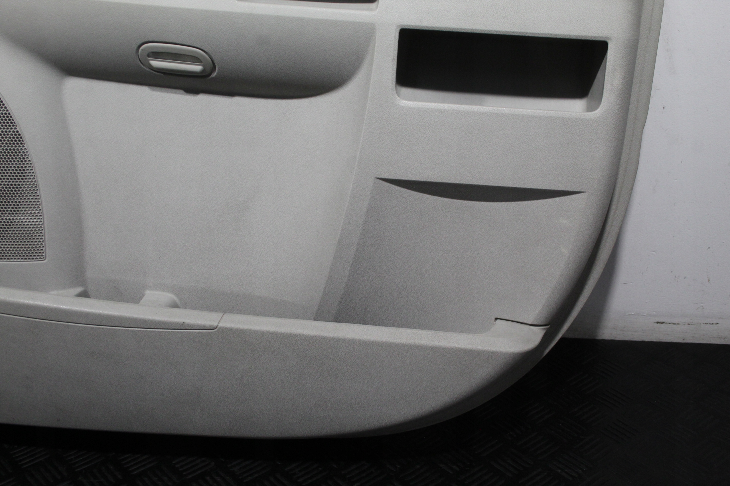 upholstery side door right front VOYAGER V 5