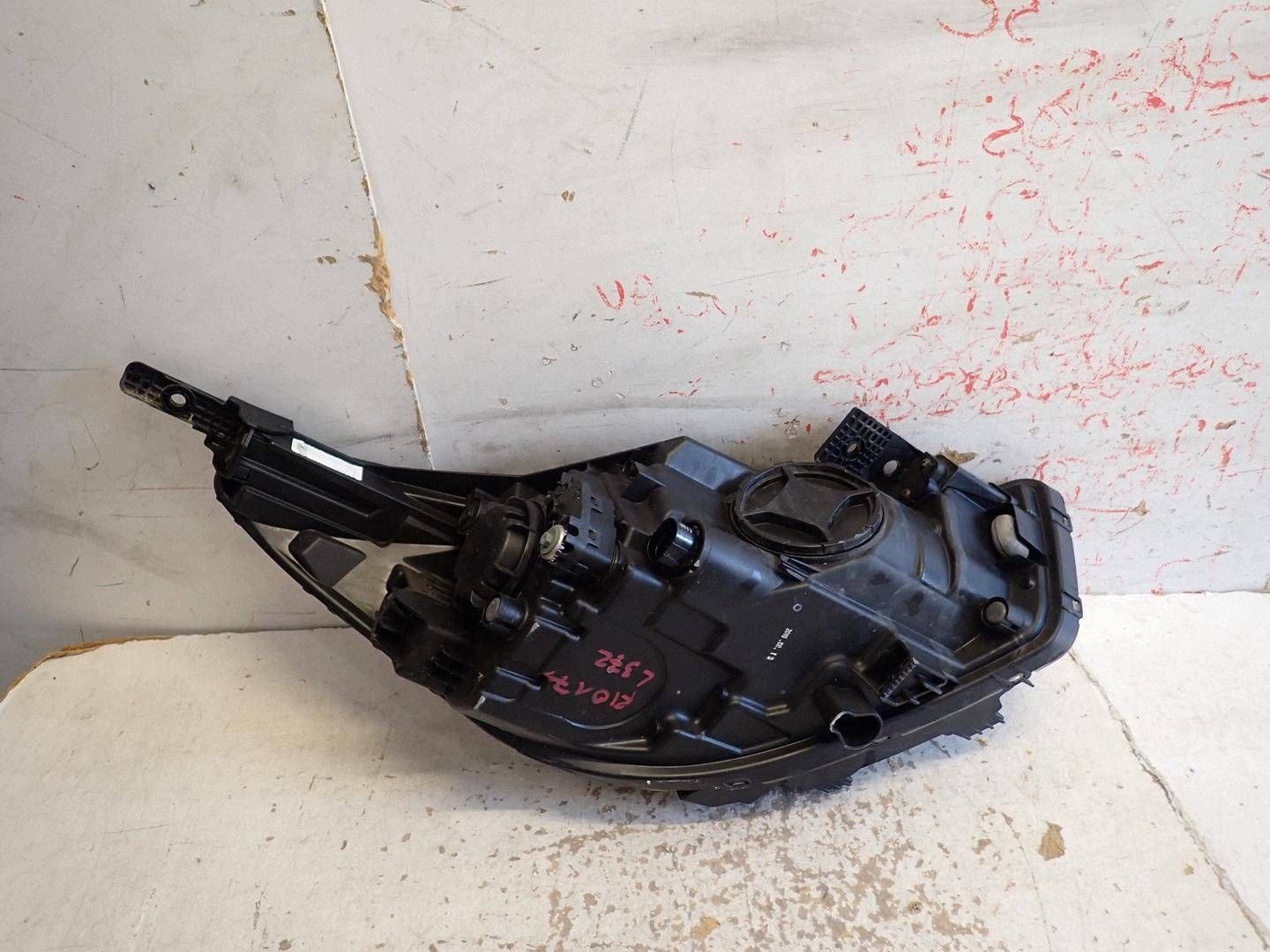 light front front left KIA RIO IV 2017