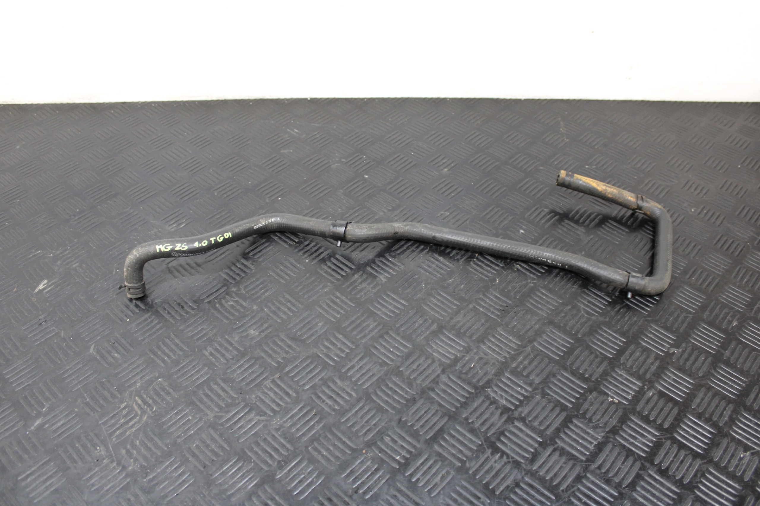 crijevo prijenos vode 10389531 MG ZS LIFT FL 2024