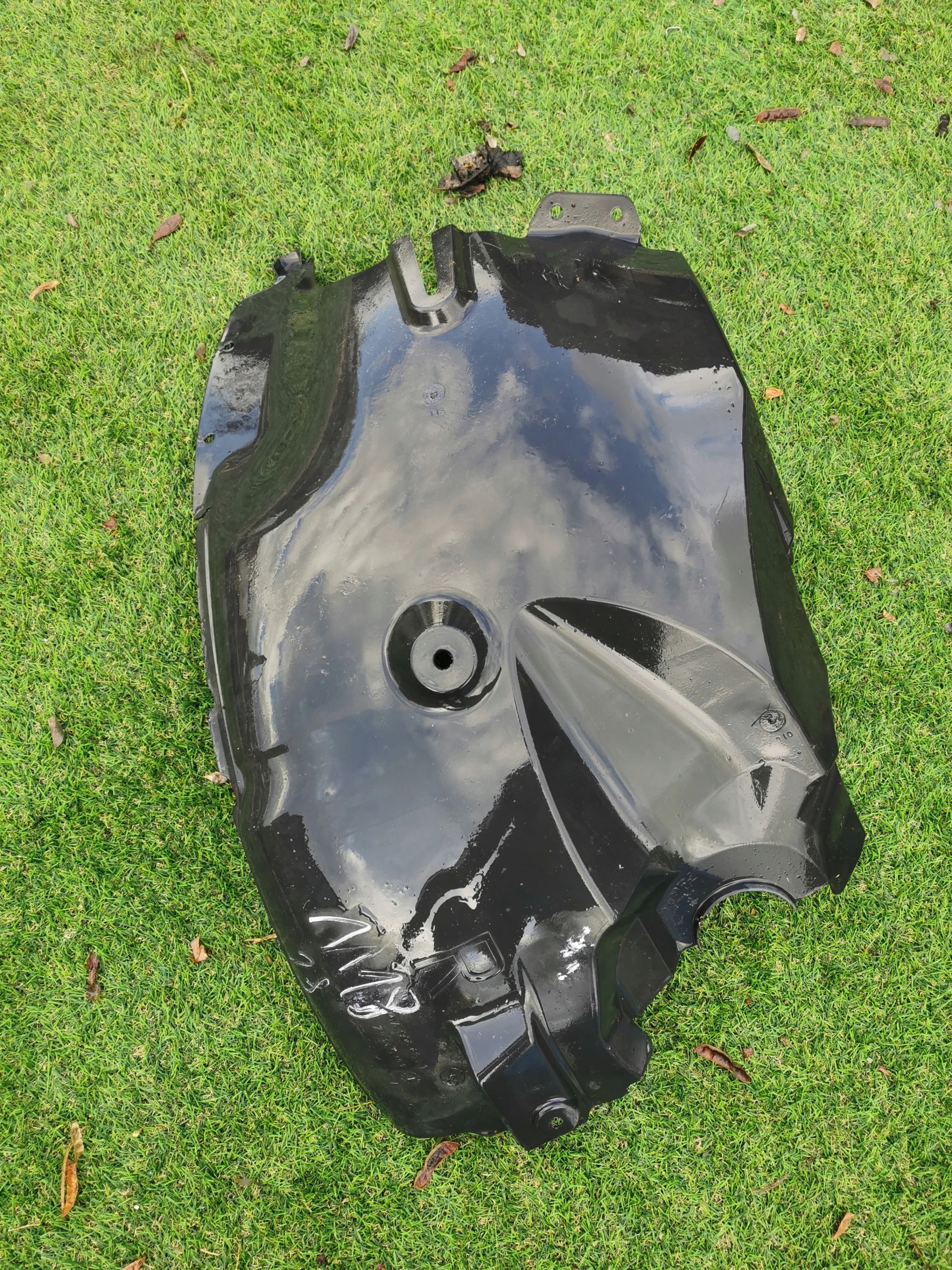 MERCEDES SPRINTER W906 VW CRAFTER mudguard right front A9066841377