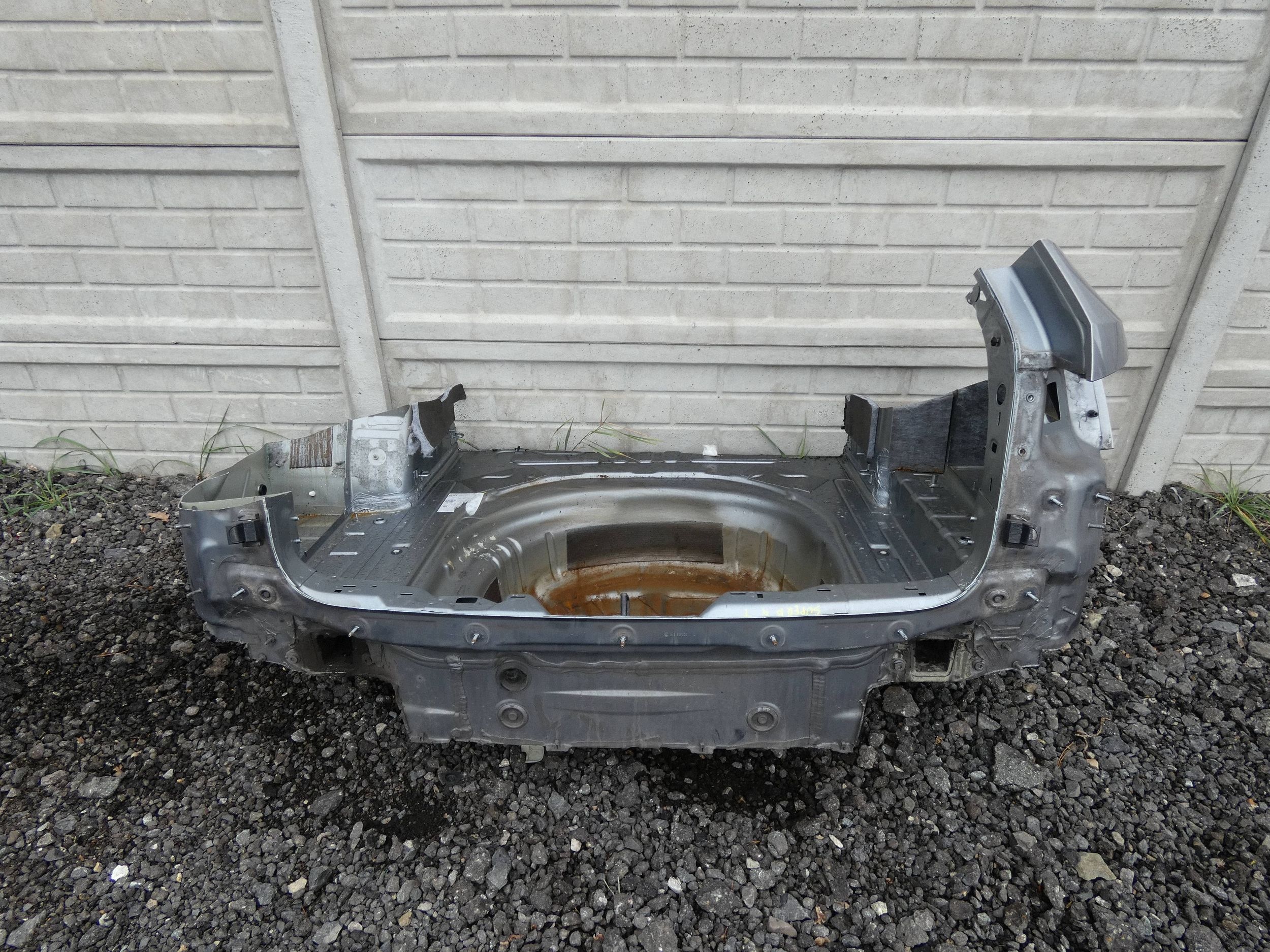 SKODA SUPERB III 3V KOMBI quarter sump rear panel rear part