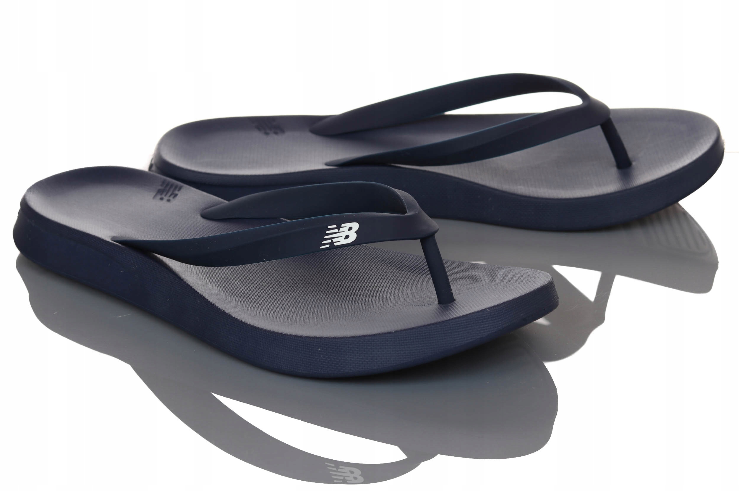 

Klapki Japonki Damskie New Balance SUT24N1 R-45