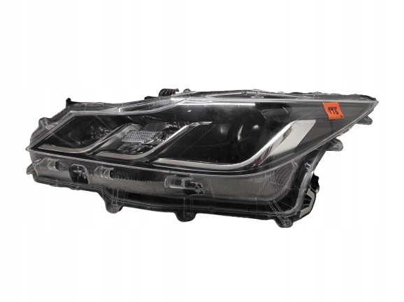 TOYOTA COROLLA E21 18- SEDAN LAMPA LEWA PRZÓD LED 81150-02T31