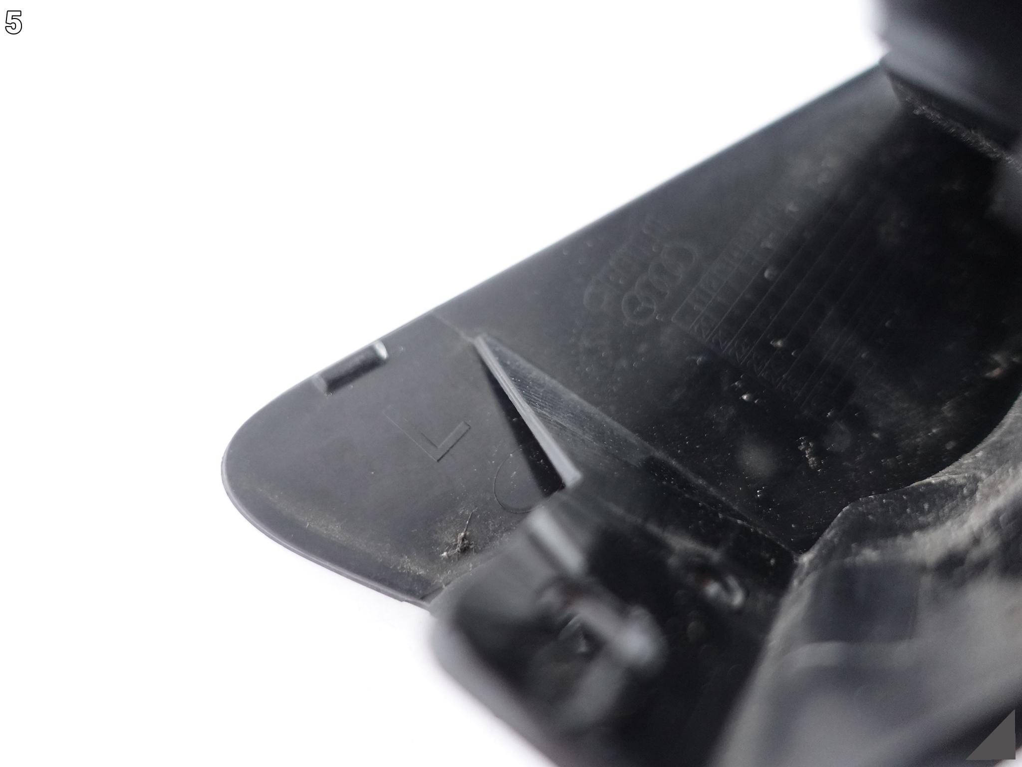 AUDI RS3 8Y0 20- spoiler of the washer left front