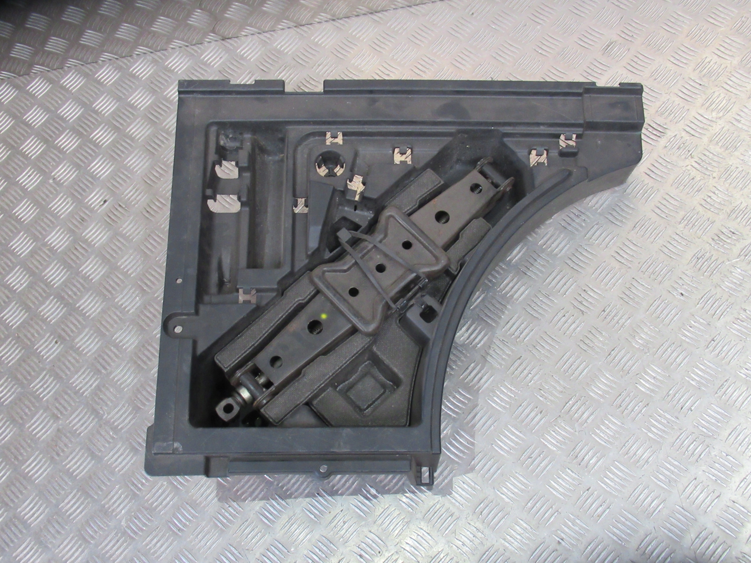 КОМПЛЕКТ ДЛЯ РЕМОНТУ КОЛІС LEXUS RX450